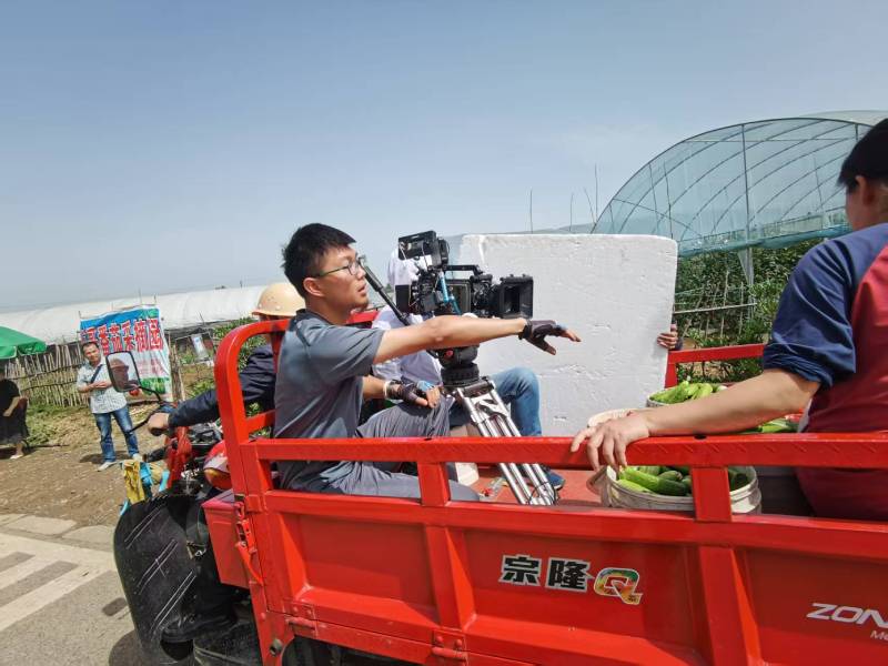 电商爆款背后的推手：金寨县产品视频拍摄公司精准捕捉卖点痛点